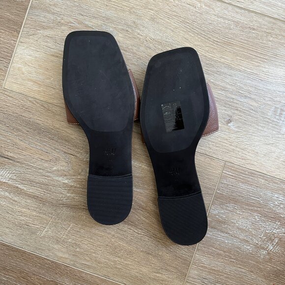 Never worn! H&M Leather Slide Sandals | Size 10 - Picture 3 of 3